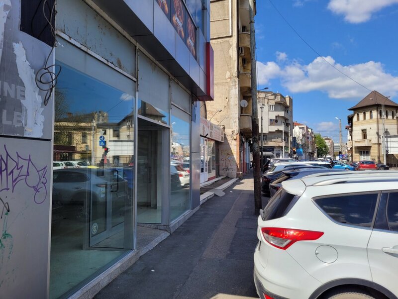 ULtracentral, Piata Gemeni, spatiu